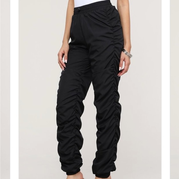 Boutique - Picture 5 of 5